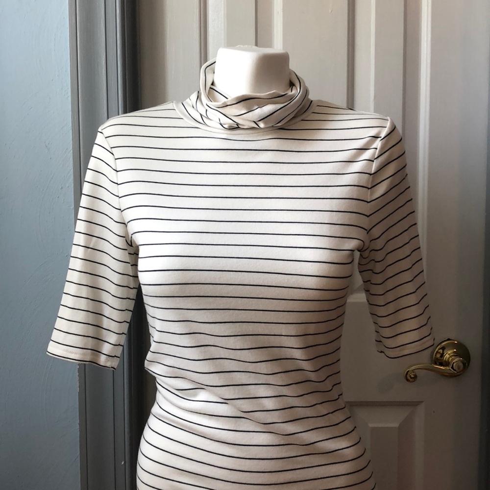 Medium a new day sweater from Target.
